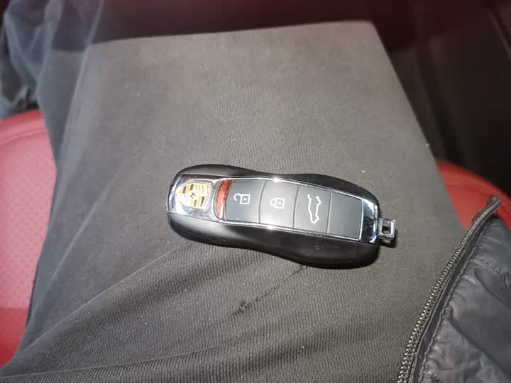 Фото 9 - Porsche Macan