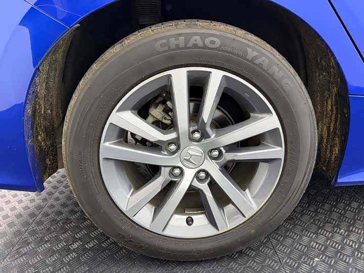 Фото 19 - Honda Civic