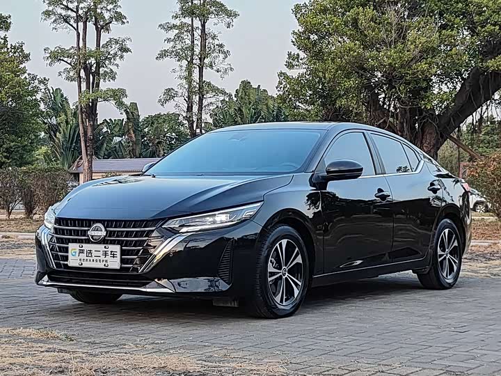 Фото 1 - Nissan Sylphy