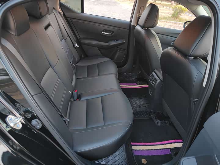 Фото 23 - Nissan Sylphy