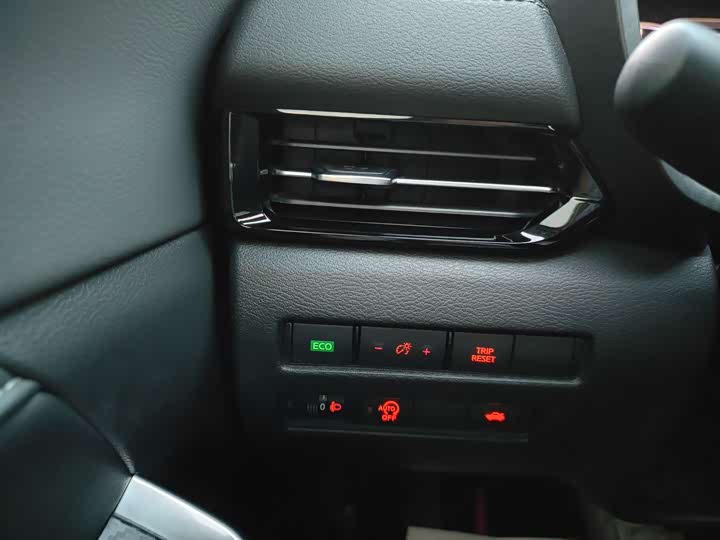 Фото 28 - Nissan Sylphy