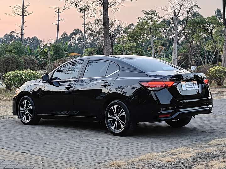 Фото 6 - Nissan Sylphy