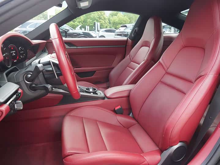 Фото 12 - Porsche 911