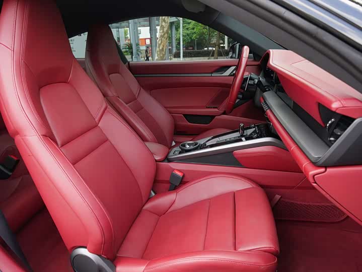 Фото 4 - Porsche 911