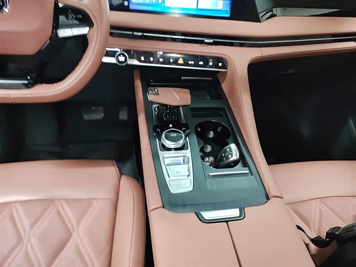 Фото 14 - Changan CS75 Plus