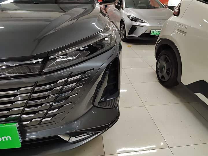 Фото 24 - Changan CS75 Plus