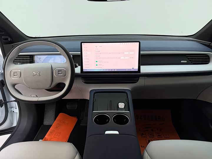 Фото 11 - XPeng G6