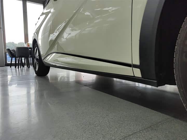 Фото 21 - BYD Dolphin