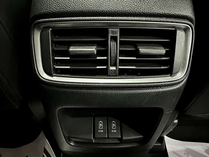 Фото 10 - Honda Breeze Hybrid