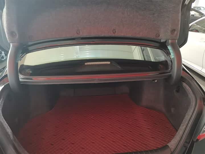 Фото 19 - Honda Accord