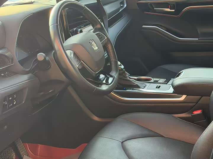 Фото 4 - Toyota Crown Kluger