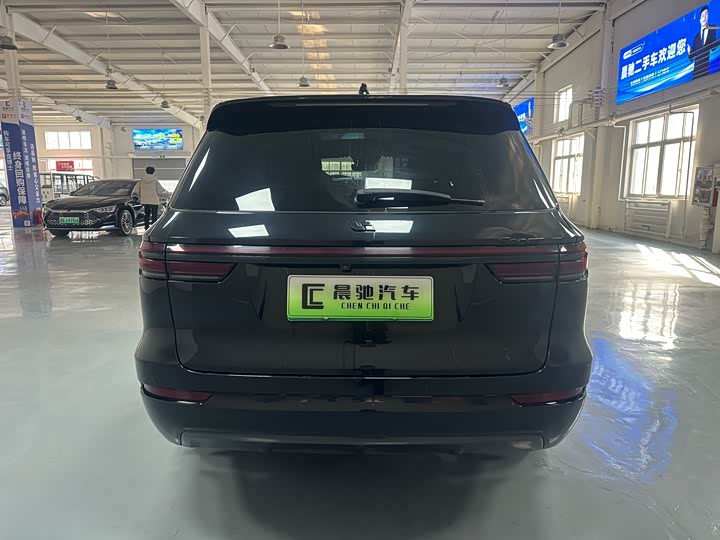 Фото 6 - LiXiang One