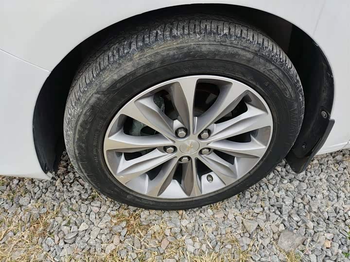 Фото 23 - Chevrolet Monza