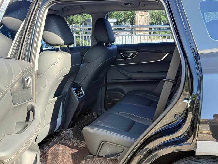 Фото 15 - Chery Tiggo 8