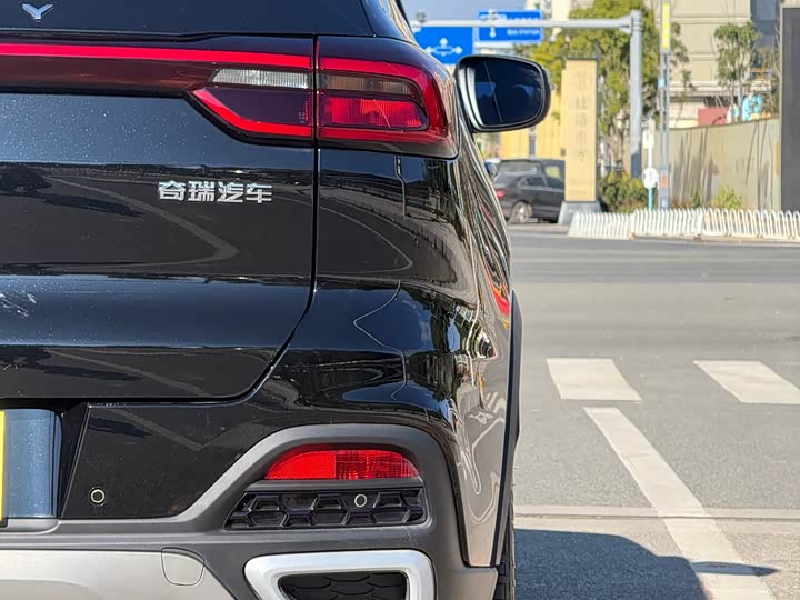 Фото 8 - Chery Tiggo 8