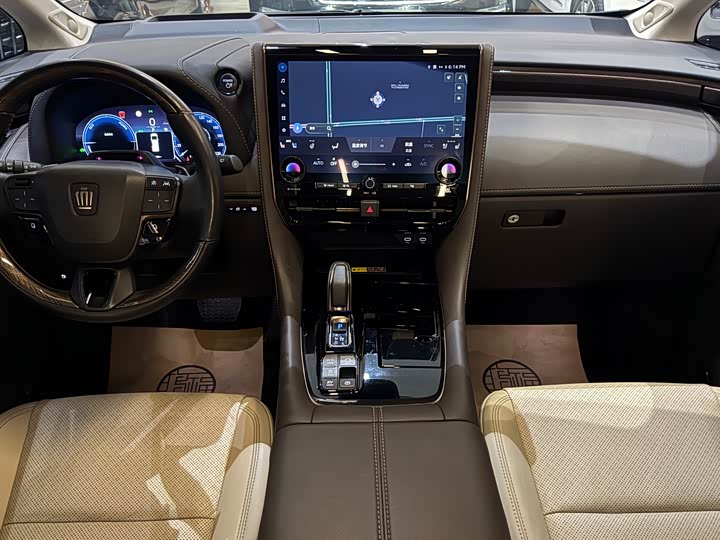 Фото 4 - Toyota Vellfire