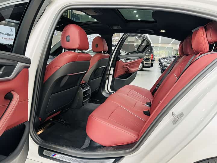 Фото 4 - BMW 5 Series