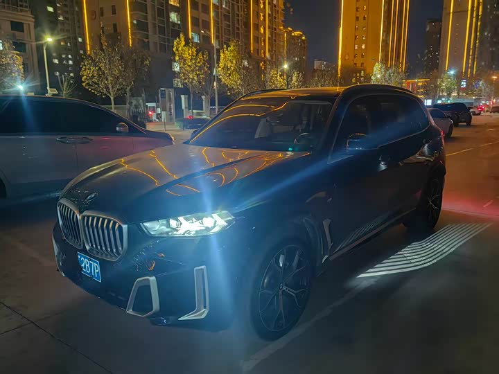 Фото 1 - BMW X5