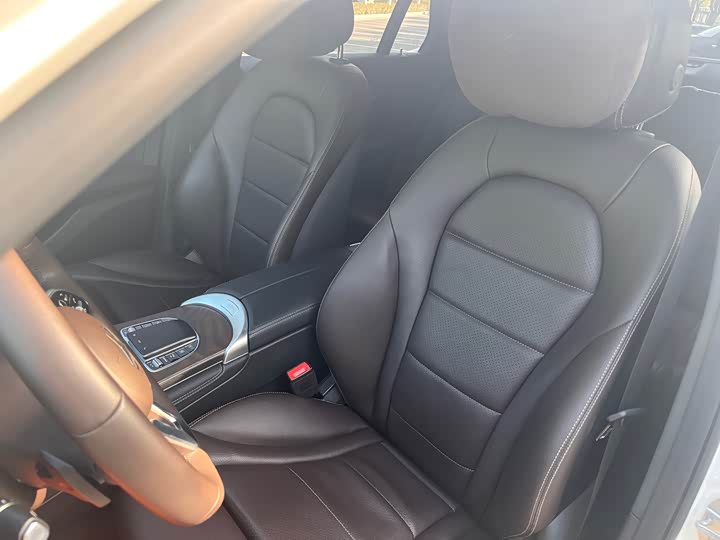 Фото 24 - Mercedes-Benz GLC-Class