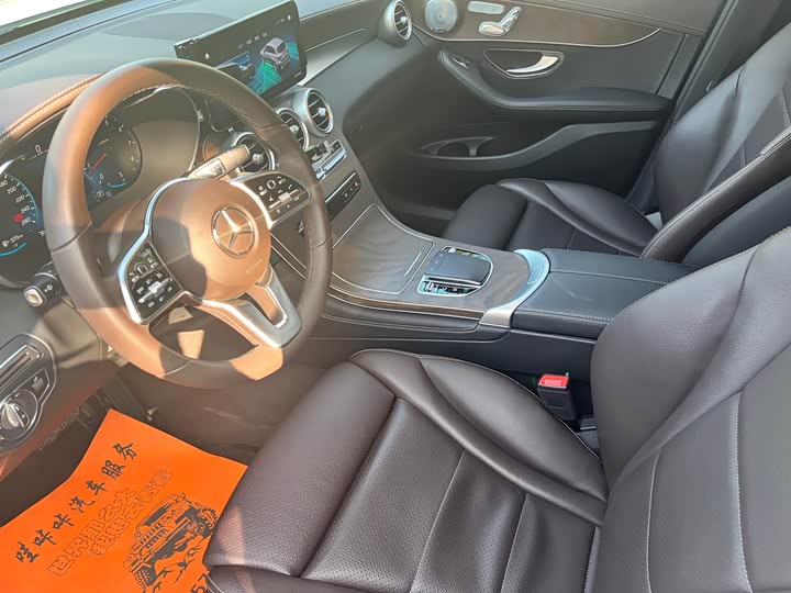 Фото 25 - Mercedes-Benz GLC-Class