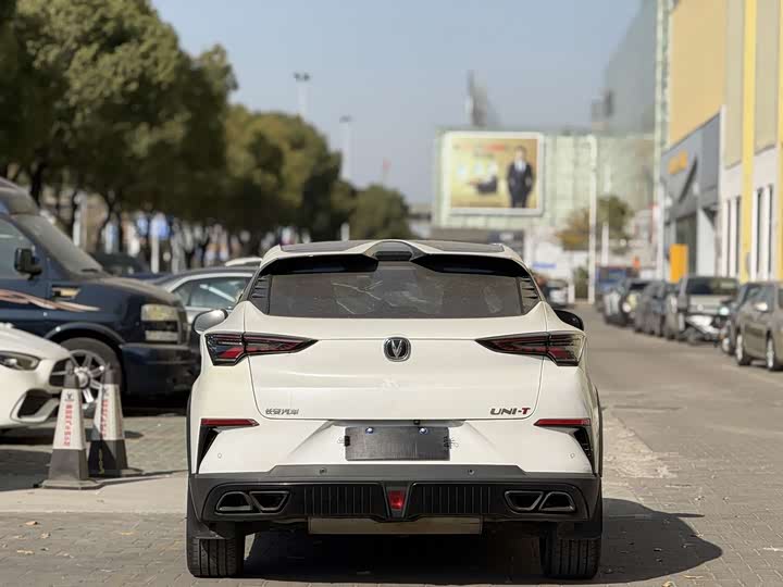 Фото 3 - Changan UNI-T