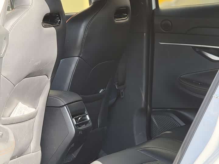 Фото 7 - Changan UNI-T