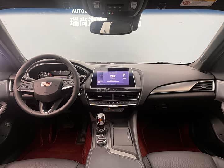 Фото 6 - Cadillac CT5