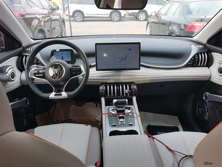 Фото 10 - BYD Yuan Plus