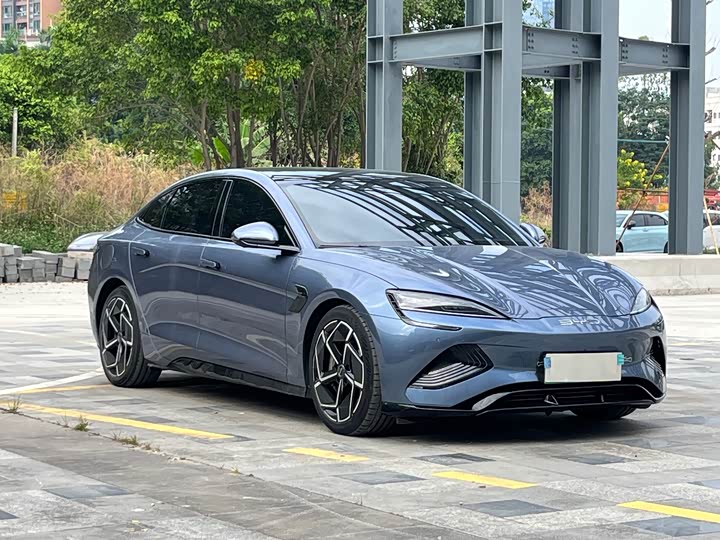 Фото 3 - BYD Seal