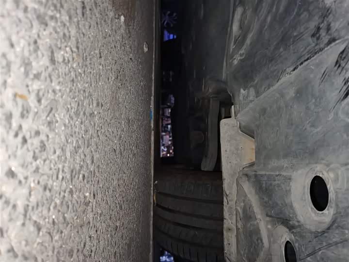 Фото 19 - Toyota Camry