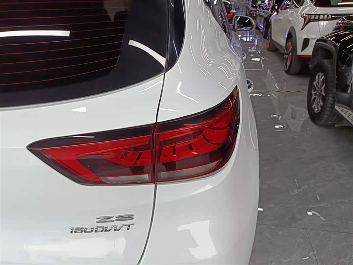 Фото 8 - MG Motor ZS