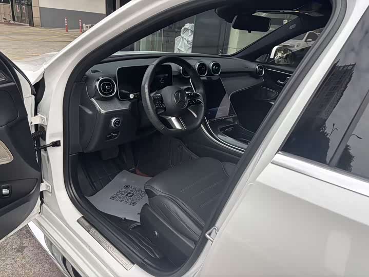 Фото 6 - Mercedes-Benz C-Class