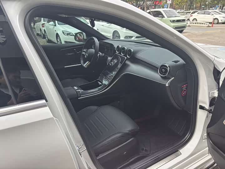 Фото 8 - Mercedes-Benz C-Class