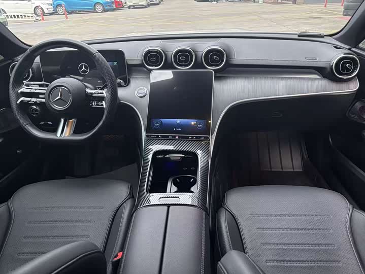 Фото 9 - Mercedes-Benz C-Class