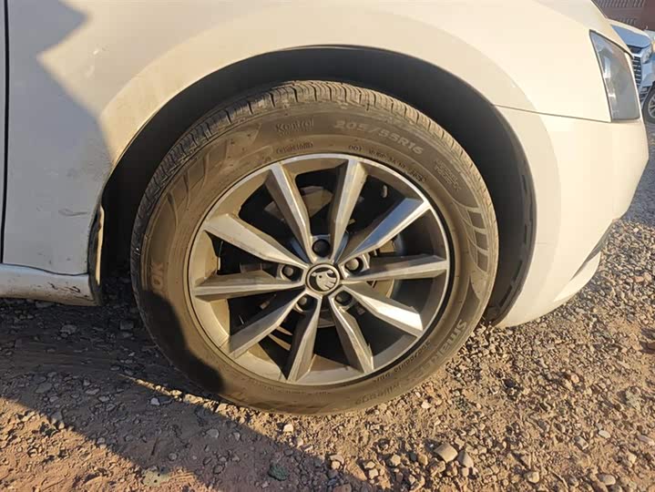 Фото 6 - Skoda Octavia Pro