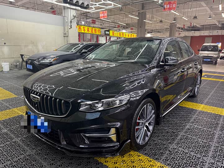 Фото 1 - Geely Preface