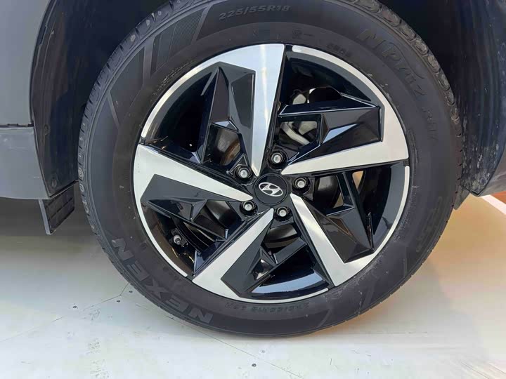 Фото 21 - Hyundai ix35 (Mufasa)