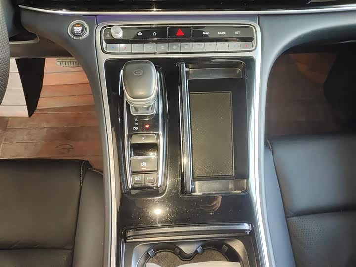 Фото 14 - GAC Trumpchi M8