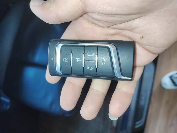 Фото 9 - GAC Trumpchi M8