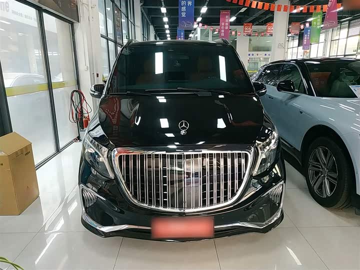 Фото 3 - Mercedes-Benz V-Class