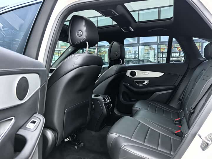 Фото 8 - Mercedes-Benz GLC-Class