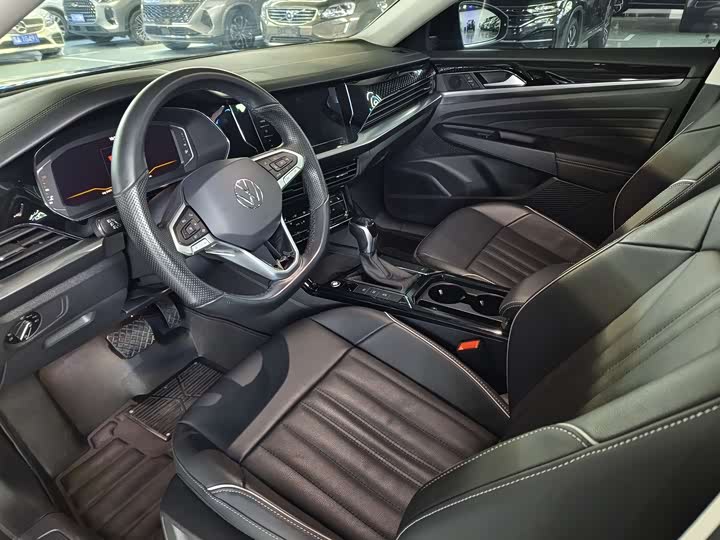 Фото 4 - Volkswagen Passat