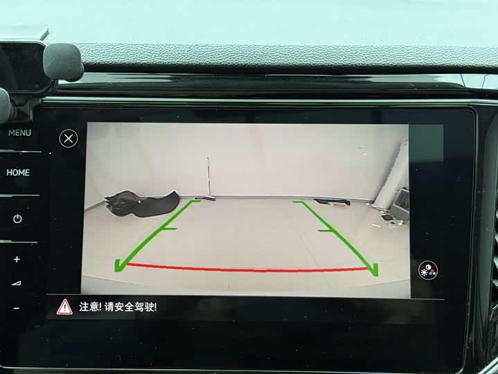 Фото 21 - Volkswagen T-Roc