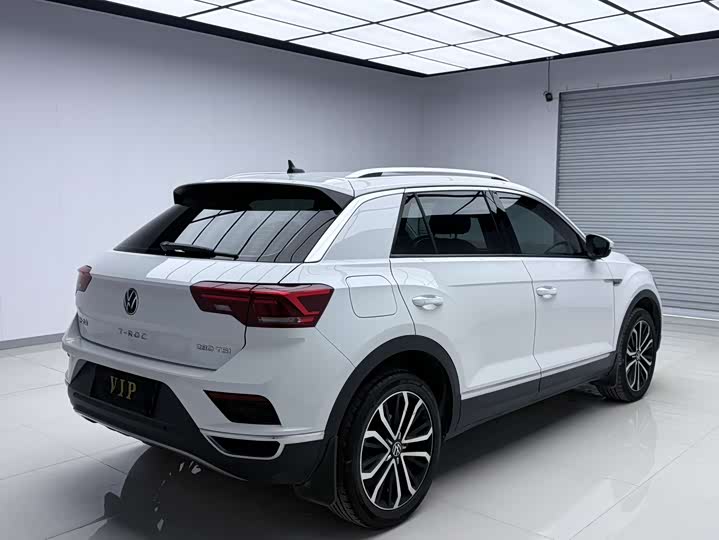 Фото 4 - Volkswagen T-Roc