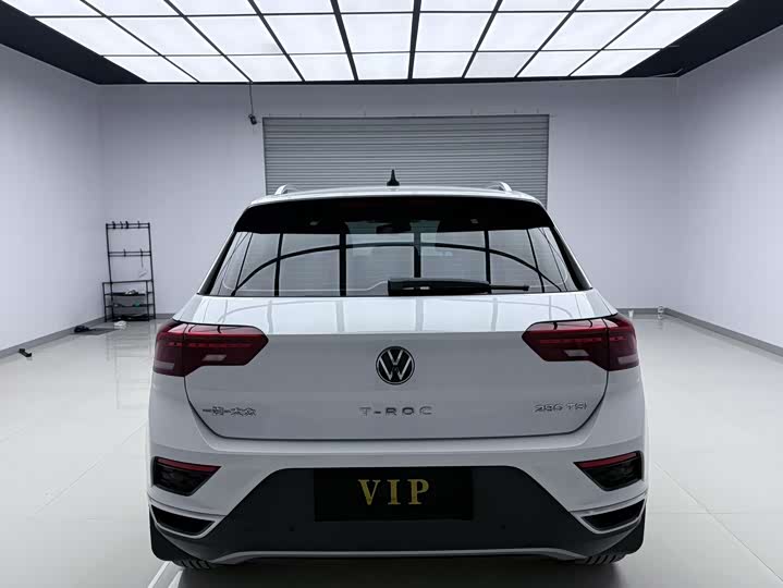 Фото 5 - Volkswagen T-Roc