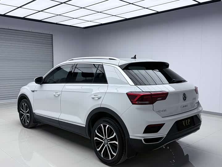 Фото 6 - Volkswagen T-Roc