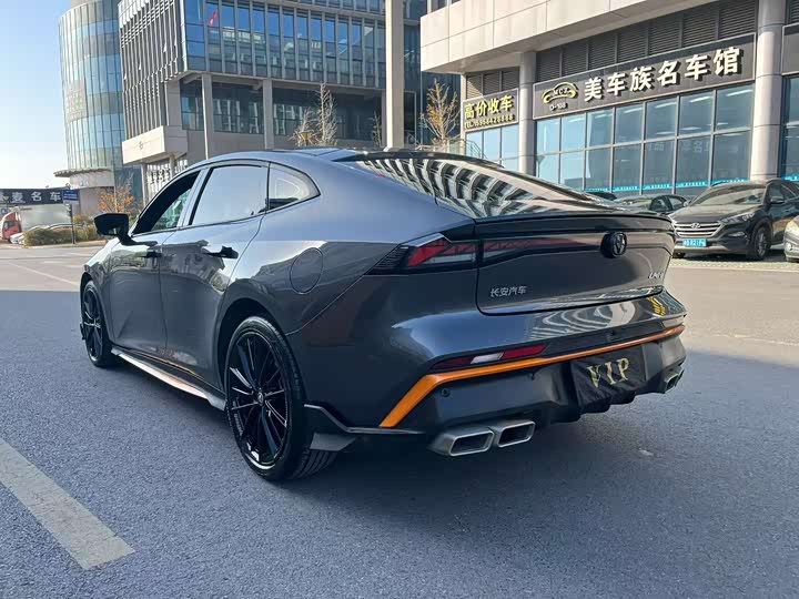 Фото 7 - Changan UNI-V