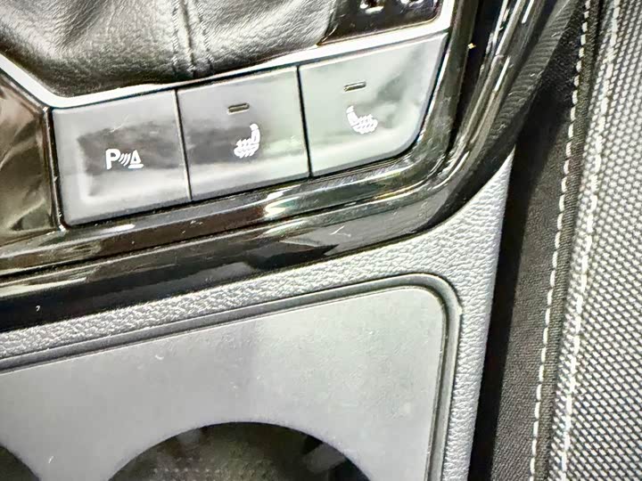 Фото 15 - Volkswagen Tayron