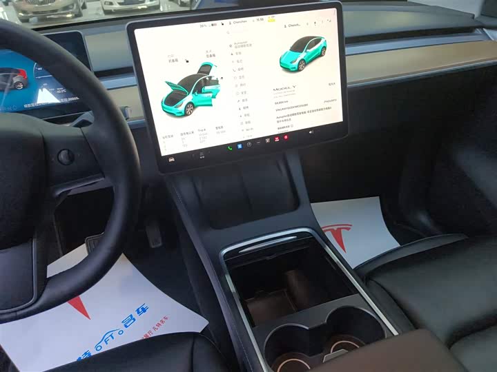 Фото 13 - Tesla Model Y