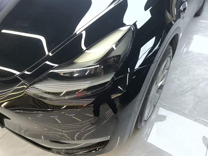 Фото 24 - Tesla Model Y